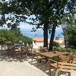 Guesthouse Gauss 3* Οπατία