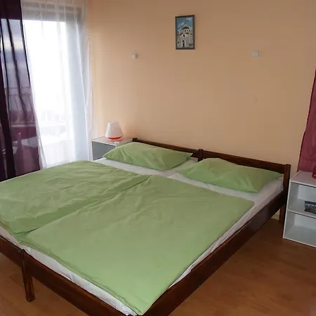 Guesthouse Gauss 3* أوباتيا