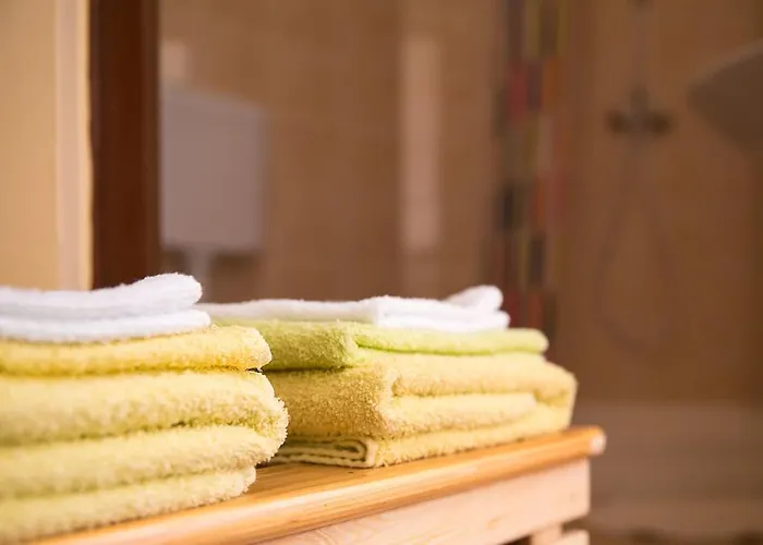 Guesthouse Gauss بيت ضيافة أوباتيا